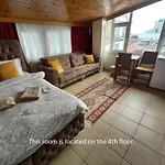 Pembe Hotel